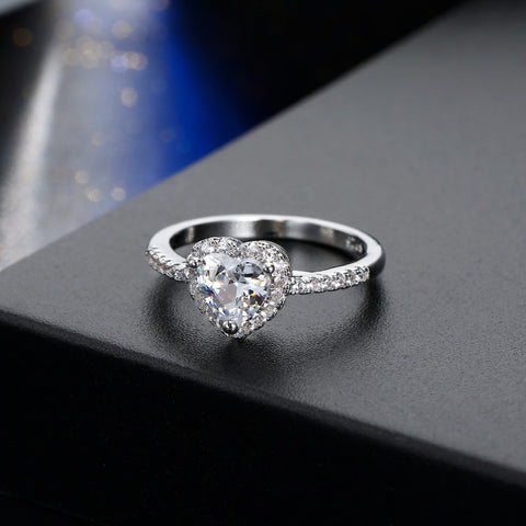 Fashion Crystal Heart Shaped Wedding Rings Fashion Crystal Heart Shaped Wedding Rings