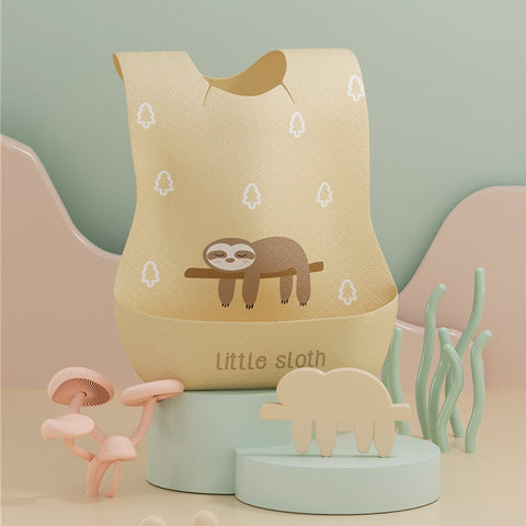 New Food Feeding Supply Silicone Baby Bib Set