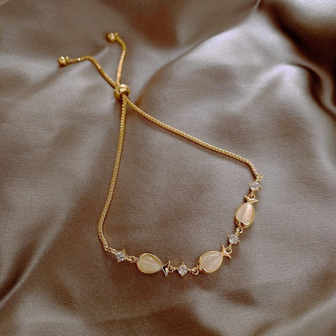 Women Luxury Moonstone Crystal Stars Bracelet