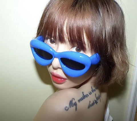 Women Sexy Lip-Shaped Sun Glasses