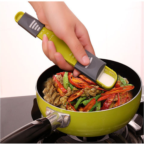 Kitchen Plastic Quantitative Spoon