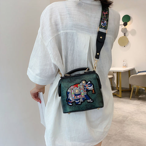 Women Vintage Embroidery Elephant Bag