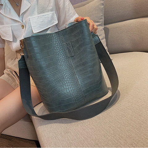 Women Crocodile Crossbody Bag