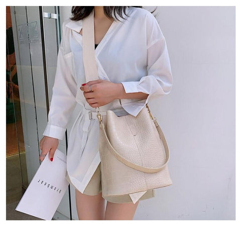 Women Crocodile Crossbody Bag