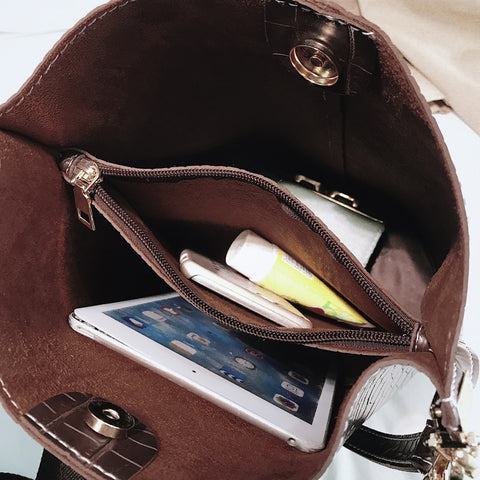 Women Crocodile Crossbody Bag