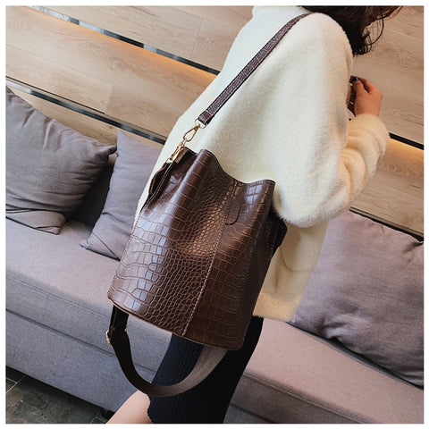 Women Crocodile Crossbody Bag