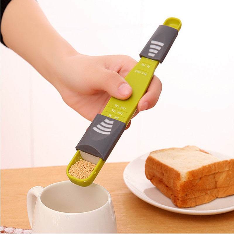 Kitchen Plastic Quantitative Spoon