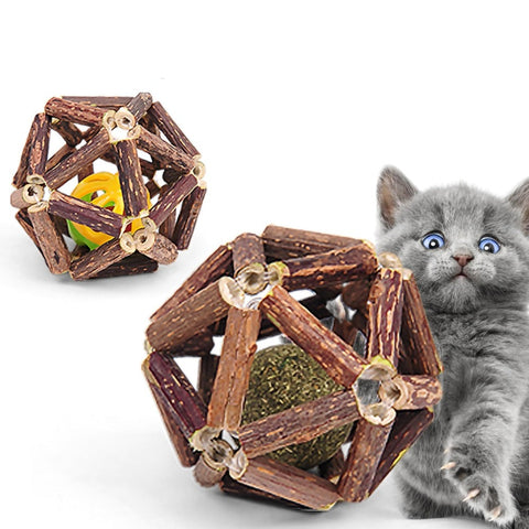 Cat Interactive Wooden Teeth Cleaning Catnip Ball Toy