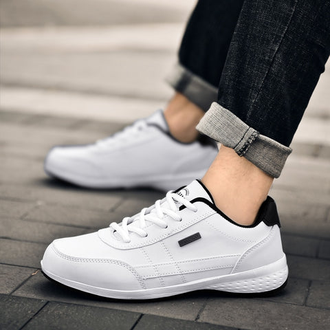 Men Sneakers Lightweight Breathable Shoes