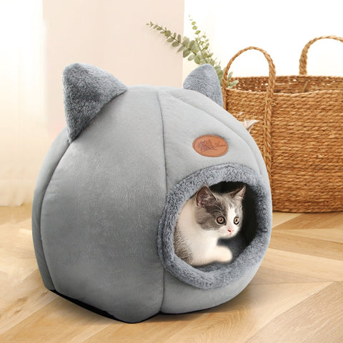 Cat Deep Sleep Winter Bed