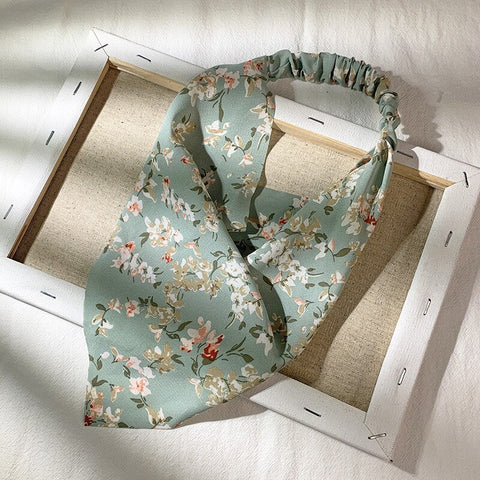Women Vintage Triangle Head Scarf