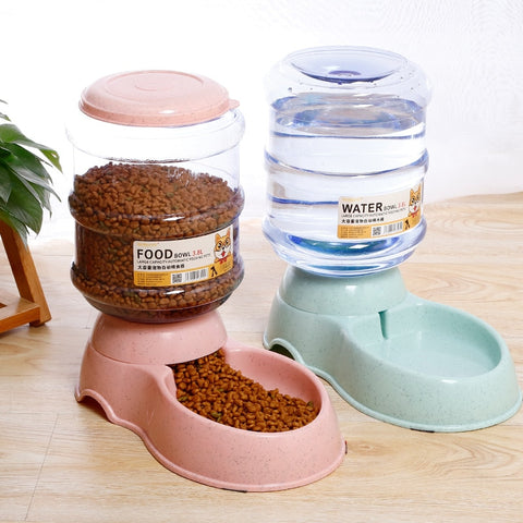Dog Feeding Plastic Water Dispenser