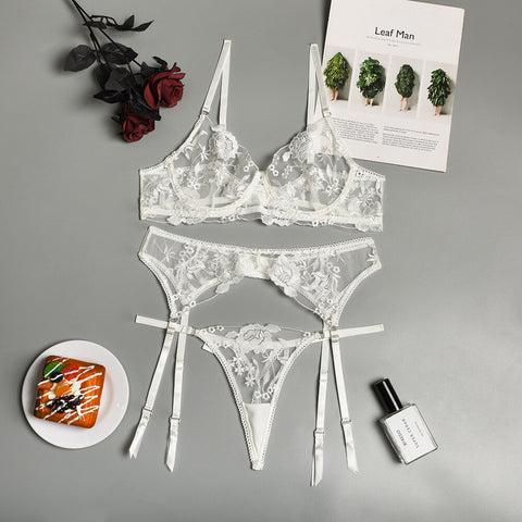 Women Bandage Lace Lingerie Set