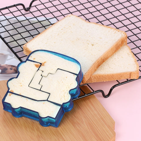Kitchen Bear Sandwich Mold